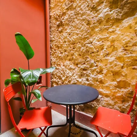 Luxury 4br Steps From Praca Do Comercio Lissabon