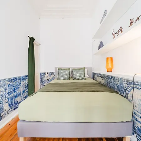 Luxury 4br Steps From Praca Do Comercio Apartment Lissabon