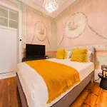 Διαμέρισμα Luxury 4br Steps From Praca Do Comercio Lisboa