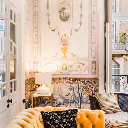 Luxury 4br Steps From Praca Do Comercio *