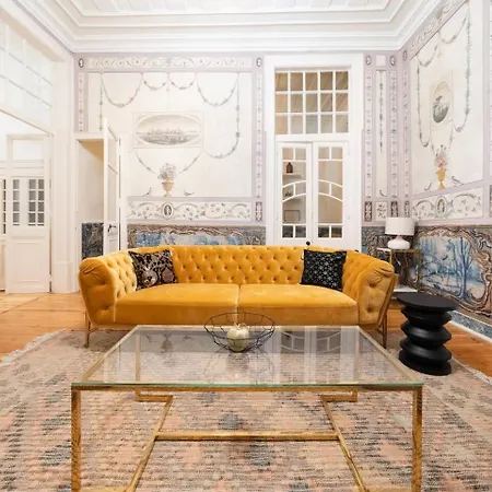 Luxury 4br Steps From Praca Do Comercio
