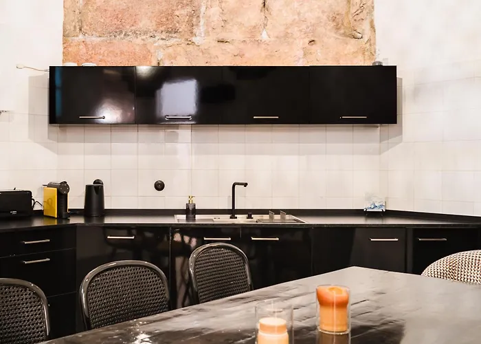 Luxury 4br Steps From Praca Do Comercio Διαμέρισμα