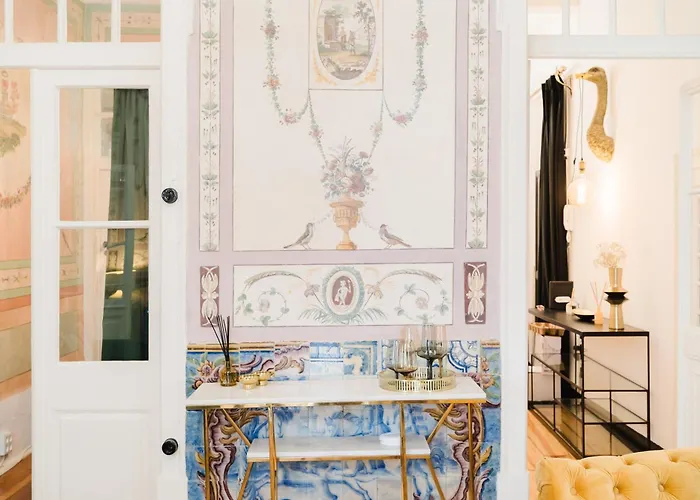 Διαμέρισμα Luxury 4br Steps From Praca Do Comercio