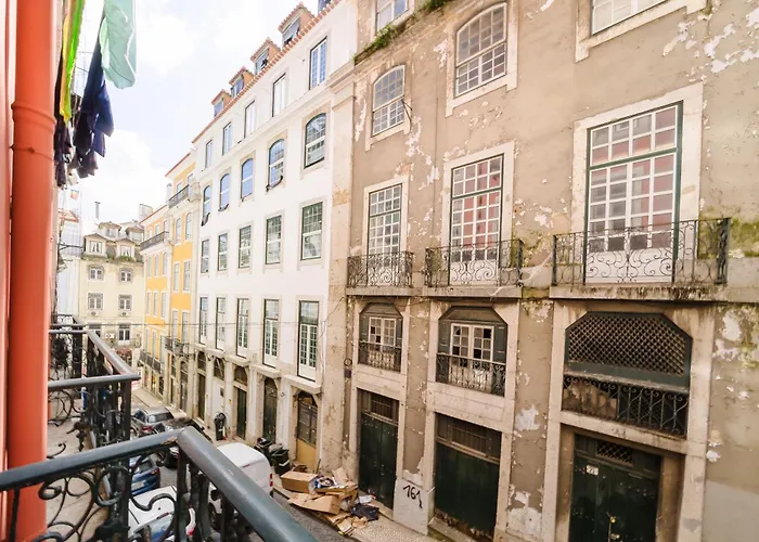 Luxury 4br Steps From Praca Do Comercio Διαμέρισμα