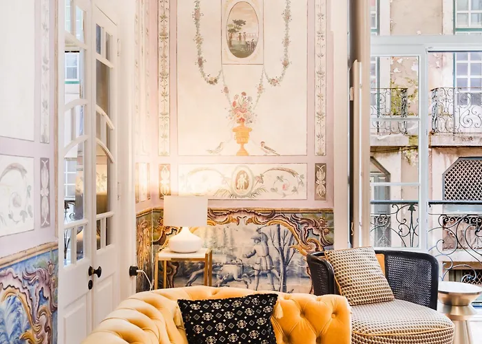 Luxury 4br Steps From Praca Do Comercio *