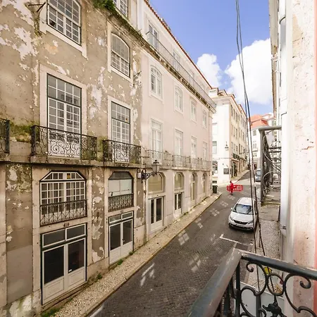 Lägenhet Luxury 4br Steps From Praca Do Comercio